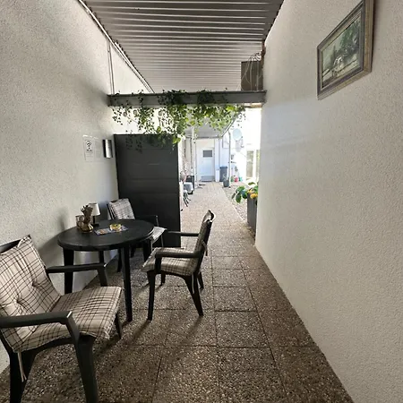 Derko Apartment *